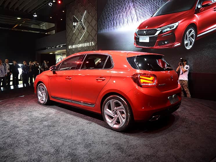 2015广州车展ds全新两厢车ds4s亮相