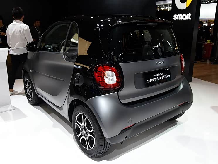 2016成都车展smartfortwo灰行侠上市