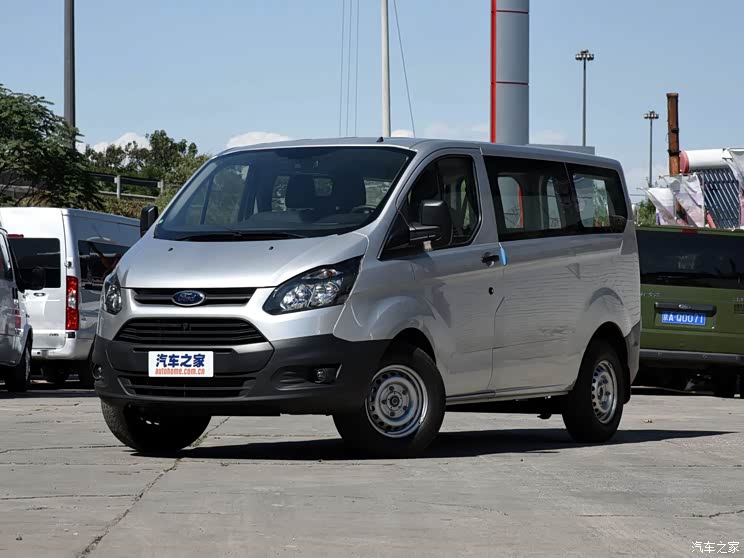 江铃福特 全顺 2017款 2.0t汽油自动多功能商用车短轴低顶