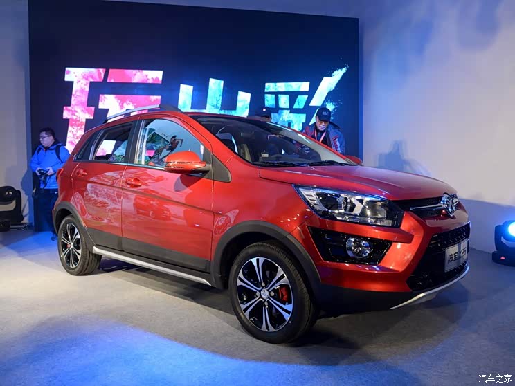 北京汽车 绅宝x25 2015款 1.5l 自动豪华型