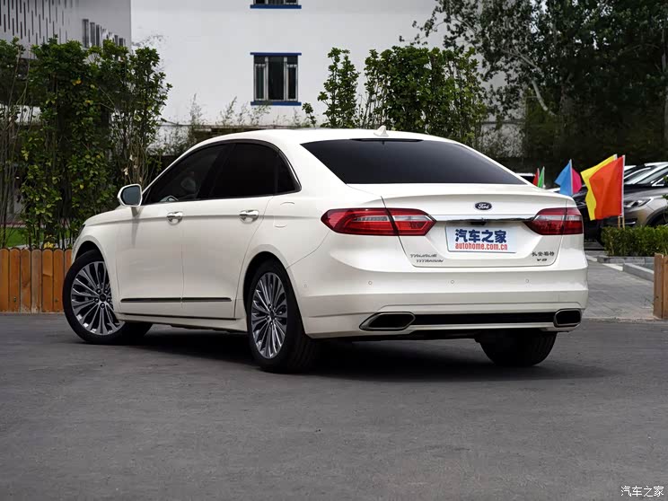 长安福特 金牛座 2016款 2.7T GTDi 限量版