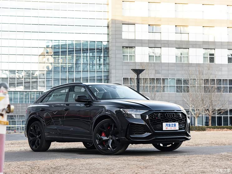 audi sport 奥迪rs q8 2021款 基本型