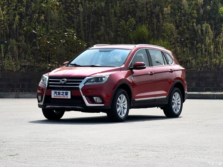 98-8.58万元 北汽幻速s5正式上市