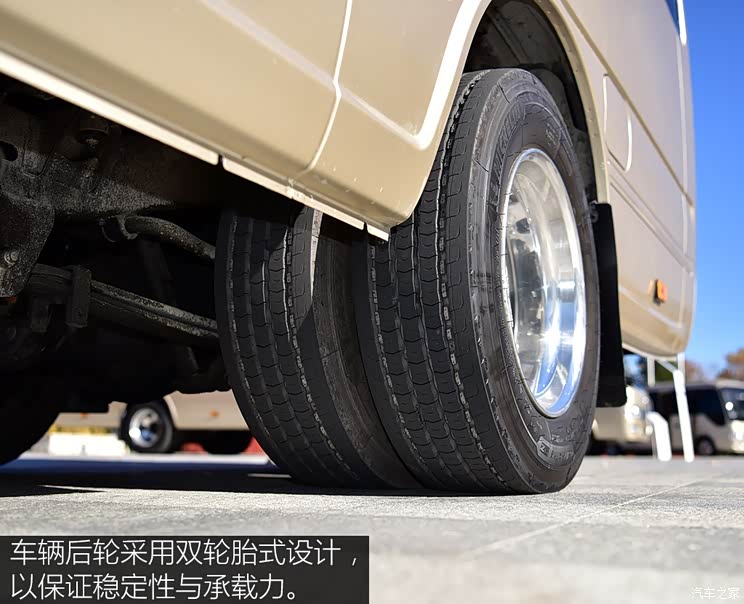 品质级商务接待用车 拍宇通t7 3.5t