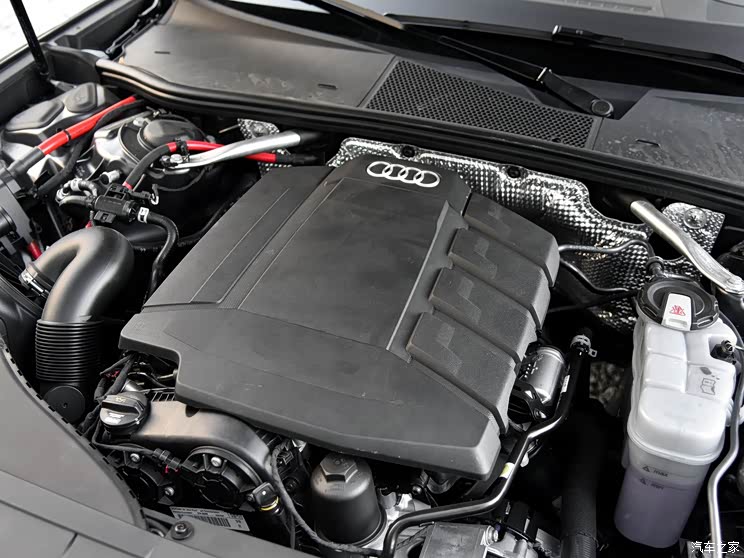 一汽-大众奥迪 奥迪A6L 2019款 45TFSI quattro 时尚动感型