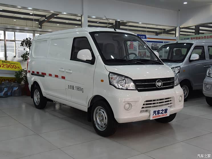 福汽新龙马 启腾m70ev 2017款 纯电动 厢式运输车2座