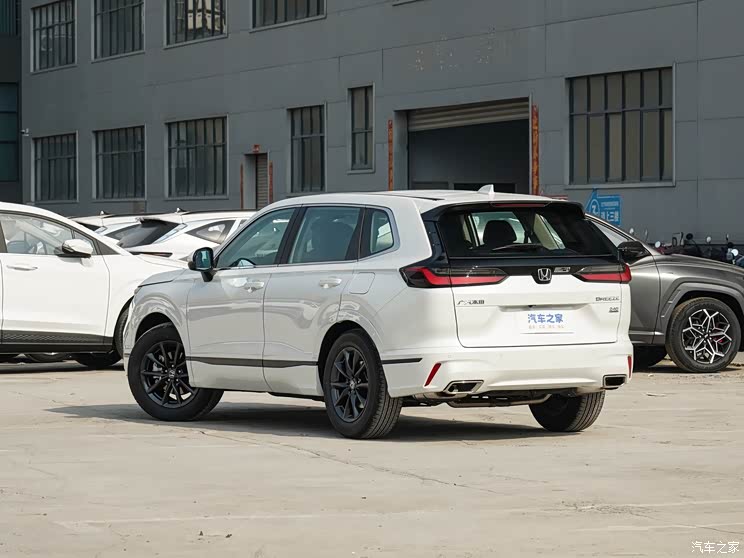 广汽本田 皓影 2023款 240turbo 两驱尊贵版 5座