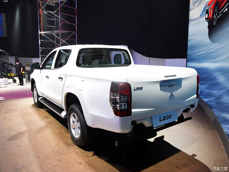 三菱(进口) 三菱l200 2021款 基本型