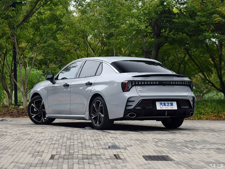 领克 领克03 2023款 1.5t hev 劲pro