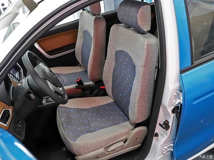 搭27马力驱动电机北汽大猫现已到店