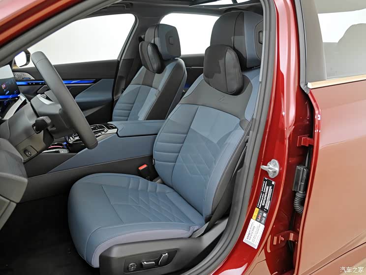 BMW Brilliance BMW i5 2024 eDrive 40L Luxury Suit BMW Brilliance BMW i5 2024 eDrive 40L Luxury Suit