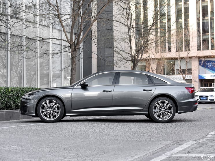 一汽-大众奥迪 奥迪A6L 2019款 45TFSI quattro 时尚动感型