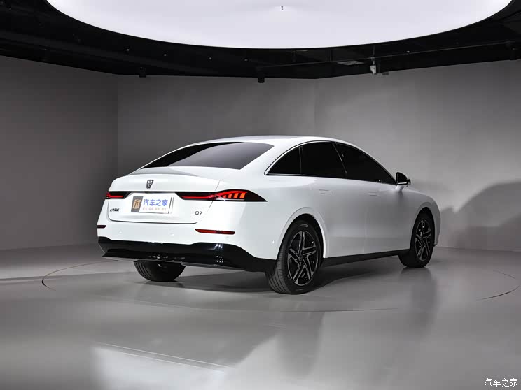 上汽集团 荣威d7 2023款 ev 磷酸铁锂