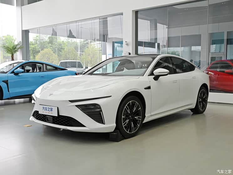 合众汽车 哪吒S 2023款 纯电 520km 后驱Lite版 合众汽车 哪吒S 2023款 纯电 520km 后驱Lite版