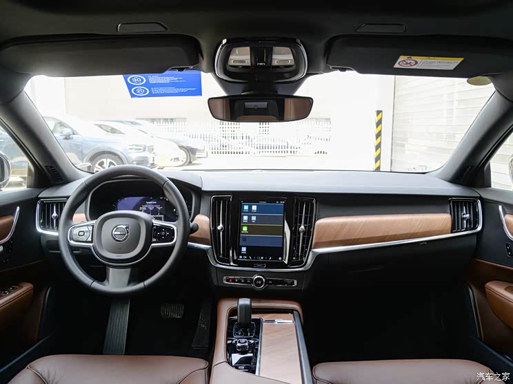 沃尔沃亚太 沃尔沃S90 2024款 B5 智逸豪华版 沃尔沃亚太 沃尔沃S90 2024款 B5 智逸豪华版