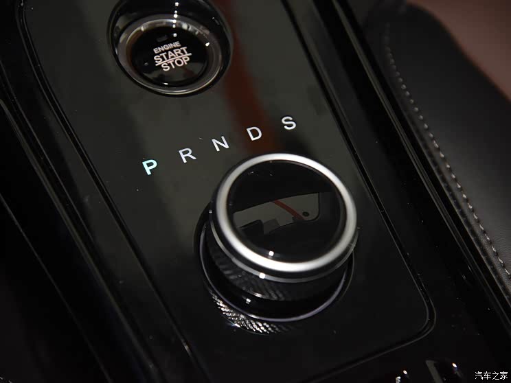 ��������Դ LITE 2019�� R300 ħ����