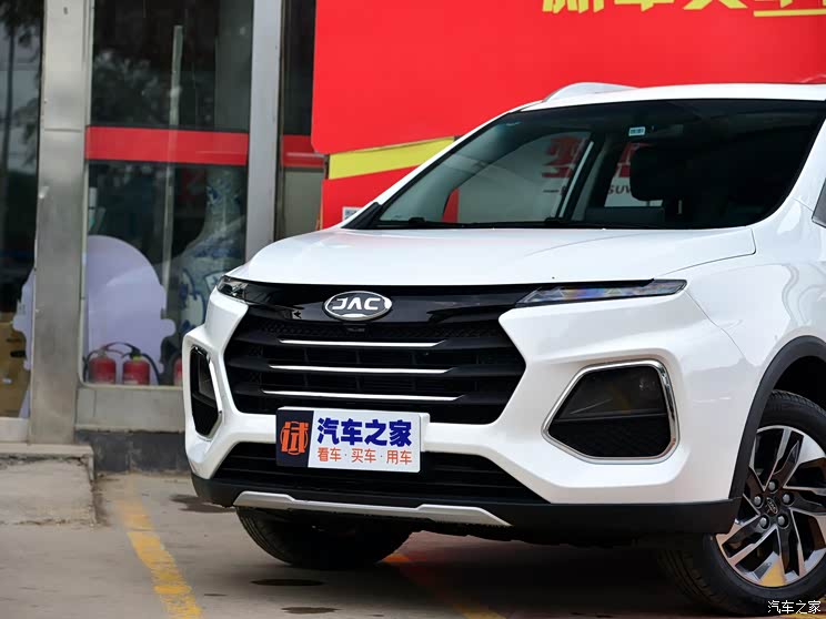 配1025英寸悬浮屏新款瑞风s3实车到店