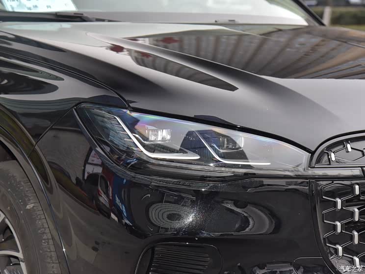 长安林肯 冒险家 2024款 1.5T 两驱尊享版 长安林肯 冒险家 2024款 1.5T 两驱尊享版