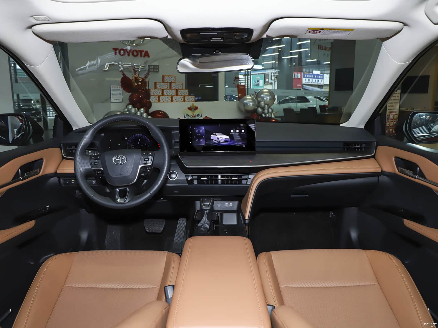 全新第九代凯美瑞到店 诚邀品鉴