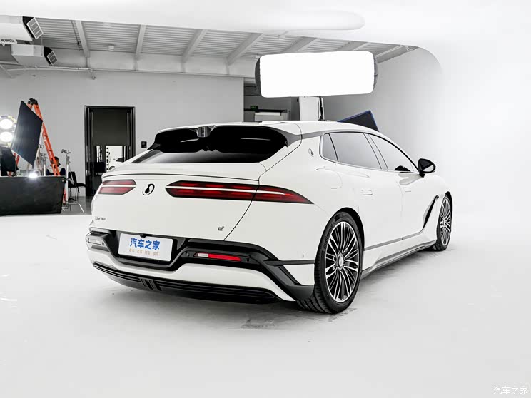 腾势汽车 腾势Z9 2024款 GT 插电混动版 腾势汽车 腾势Z9 2024款 GT 插电混动版