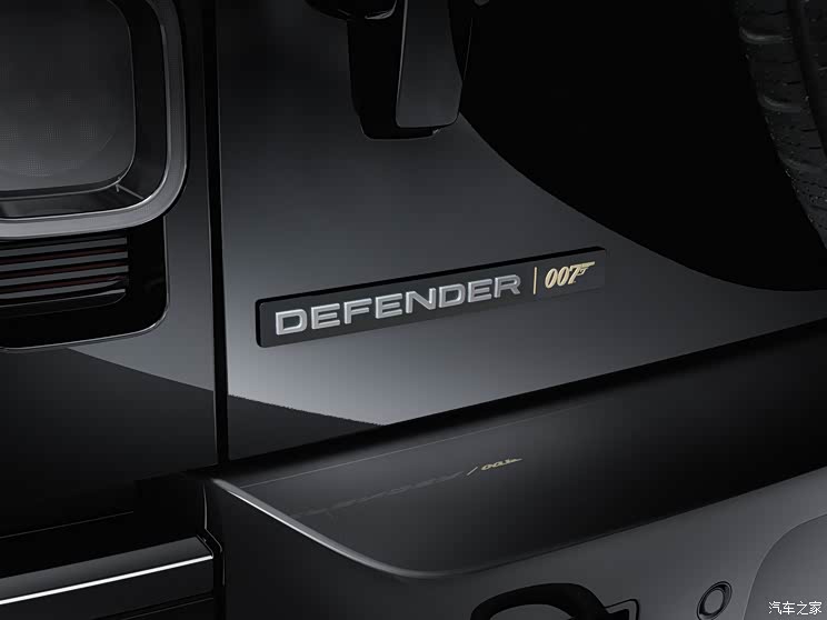 路虎(进口) 路虎卫士 2022款 V8 Bond Edition