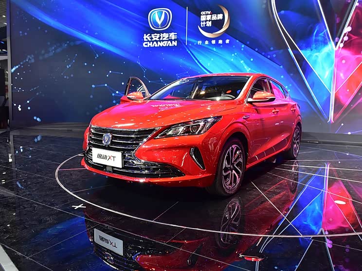 2018北京车展长安逸动xt首发亮相