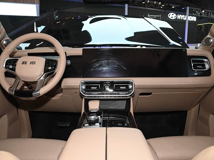 【图】2024北京车展:北京bj60魔核电驱版亮相_汽车之家