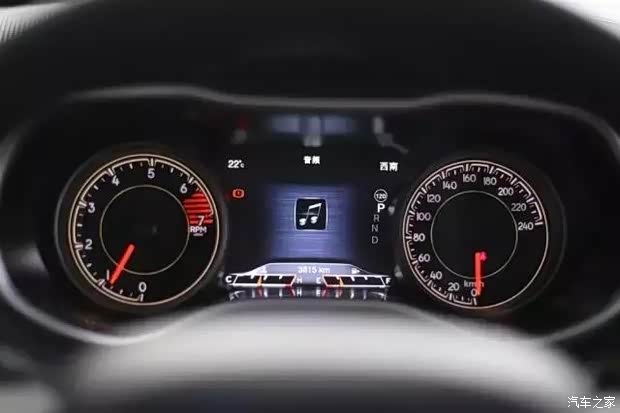 自由光油耗表 620x0_1_autohomecar__wKgH1lg_oBCAQHQDAAEgzw6TJbU560.jpg