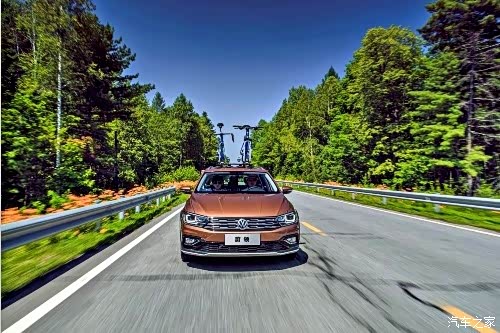 旅行车是不是suv 620x0_1_autohomecar__wKgH5VgPChyATSLxAAKKNqrMv7g529.jpg