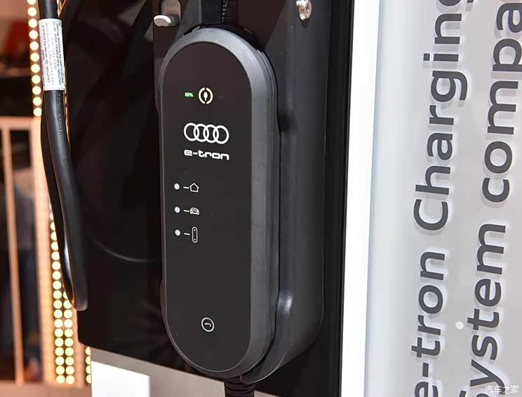 2019ces奥迪展示可储能的充电网络