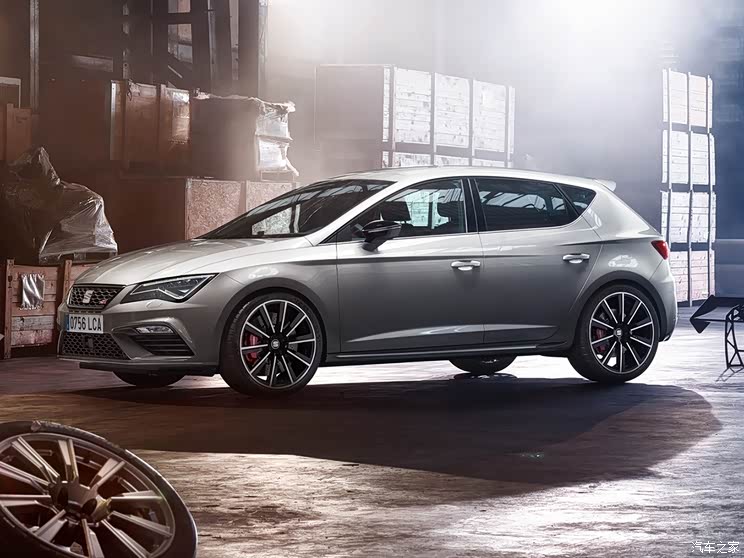 达305马力 新款leon cupra官图发布