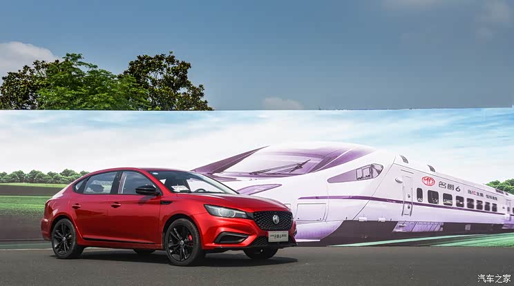 运动代步两相宜试驾名爵6手动高铁版