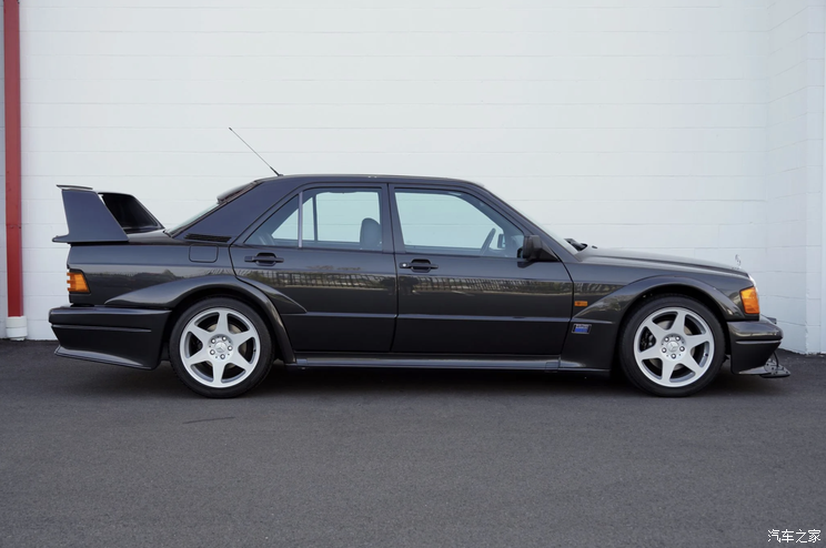 425万美元一代经典奔驰190eevo拍卖