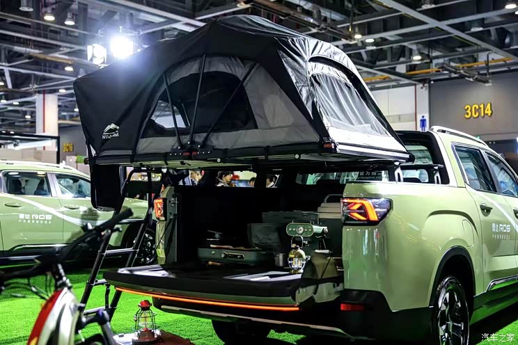 【图】雷达rd6改装车亮相杭州户外露营生活展_汽车之家