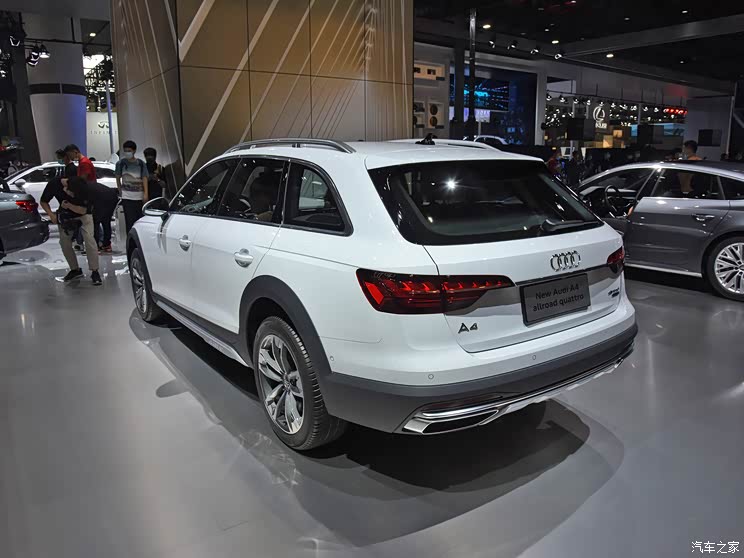 越野气质更浓实拍新款奥迪a4allroad