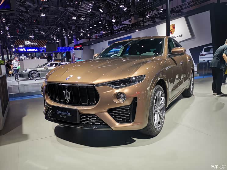 成都车展:玛莎拉蒂levante限量版亮相