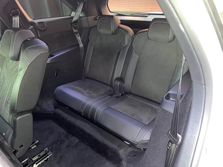 【图】将秋季海外上市 全新标致5008家族发布_汽车之家