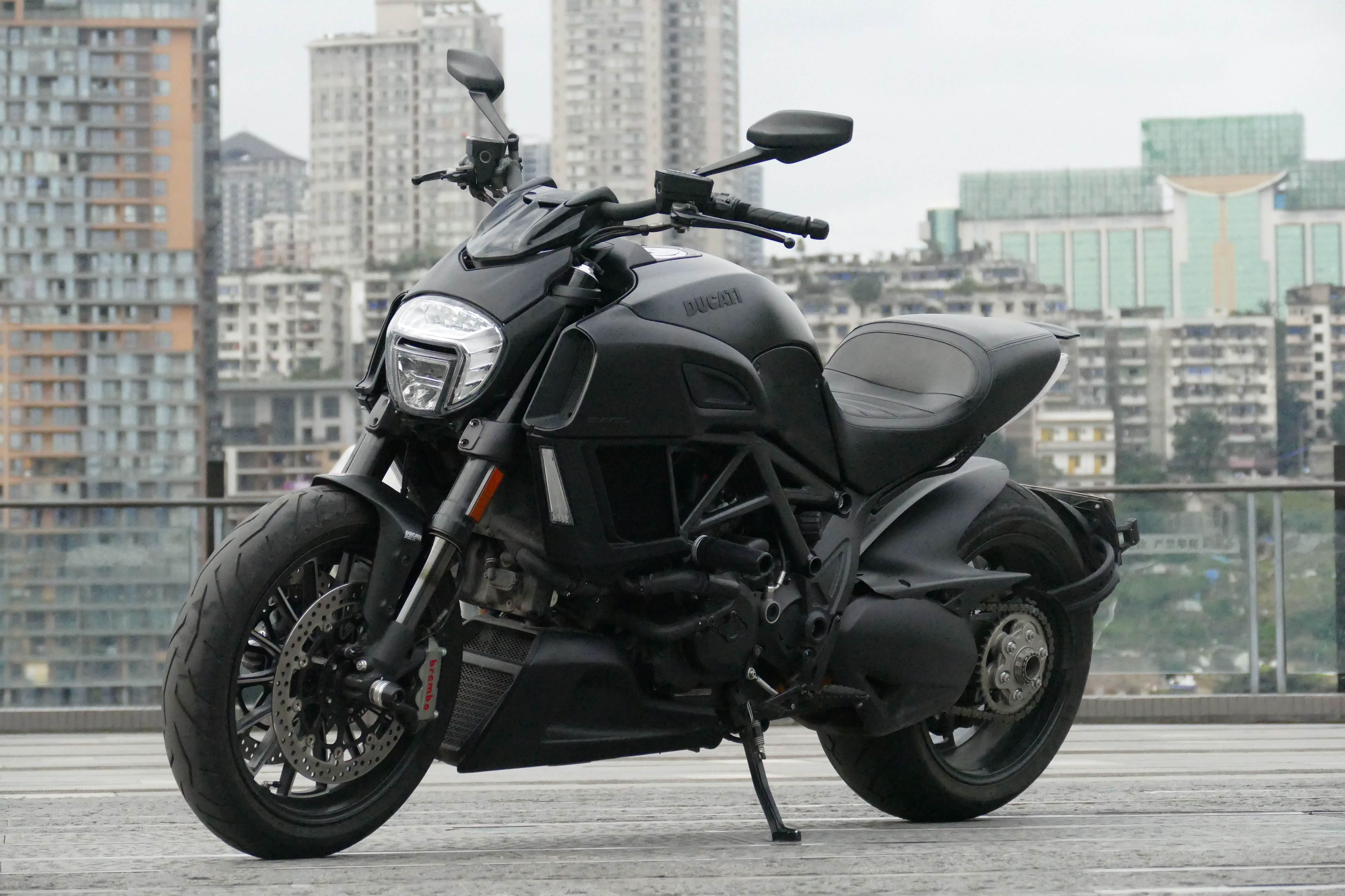 试驾-ducati diavel穿梭重庆森林