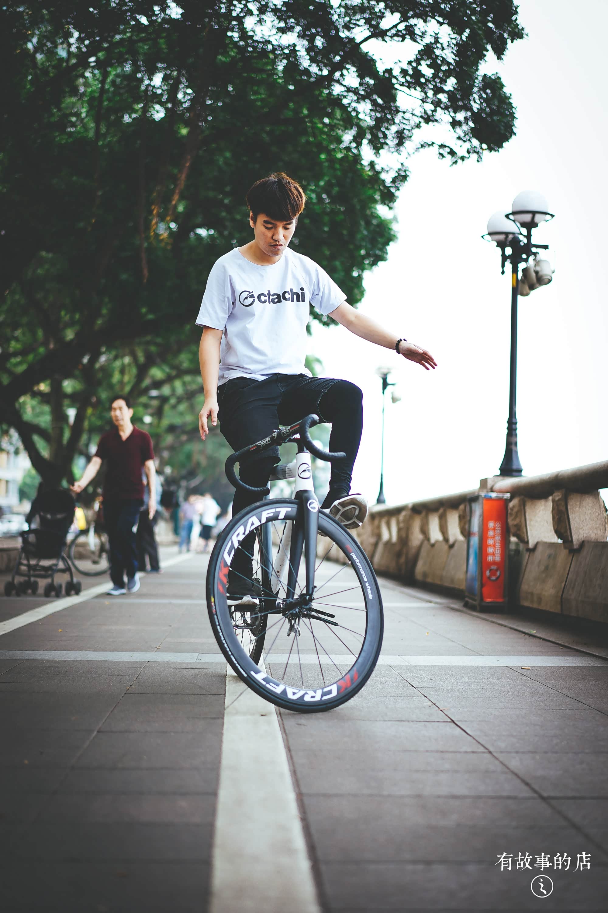 死飞大神教你如何竞速刷街